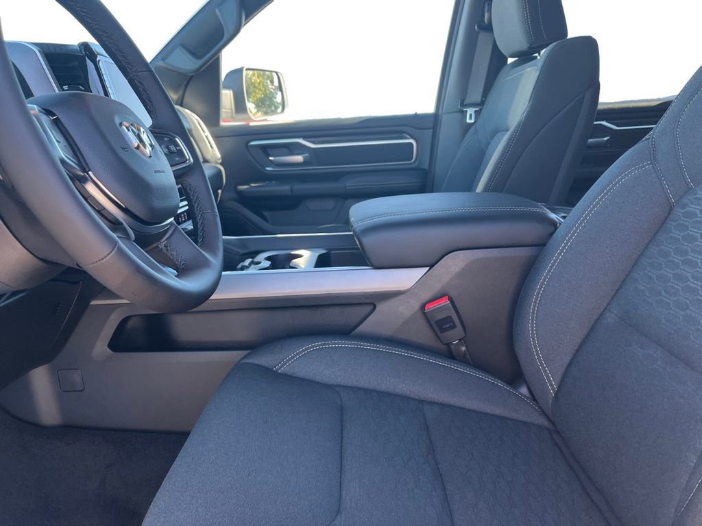 New 2026 RAM 1500 4x4 Crew Cab image 19