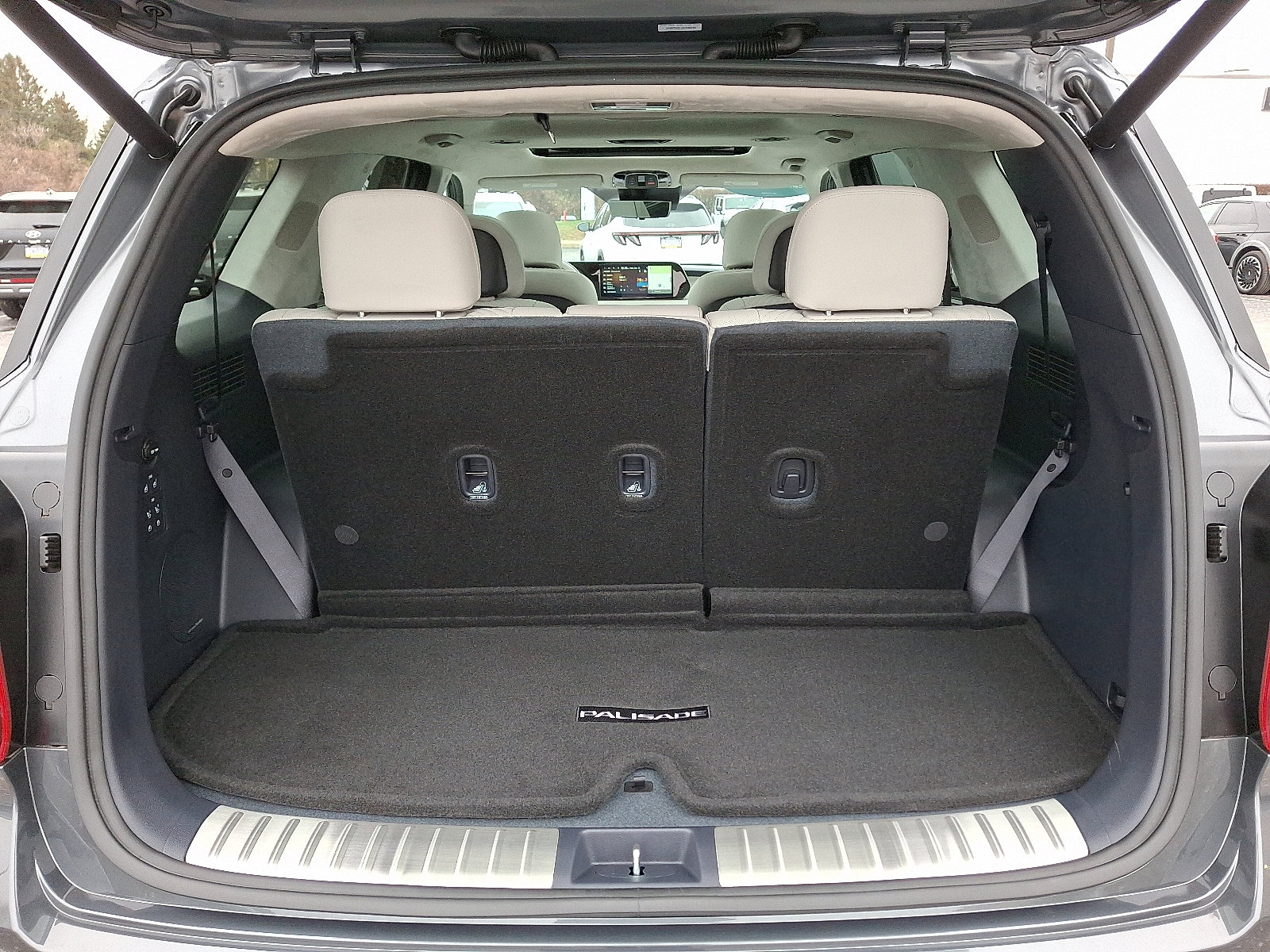Used 2025 Hyundai Palisade Calligraphy image 31