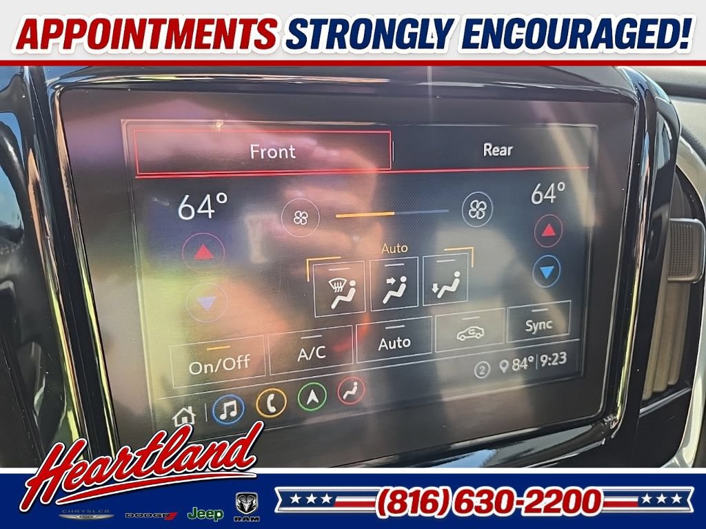 Used 2021 Chevrolet Traverse Premier AWD/4WD image 55