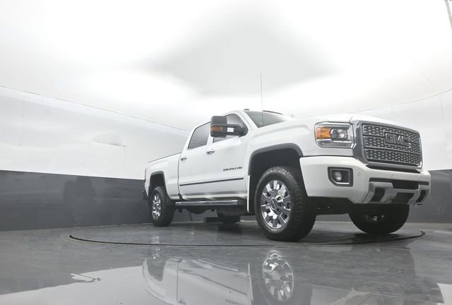 Used 2019 GMC Sierra 2500 Denali image 25