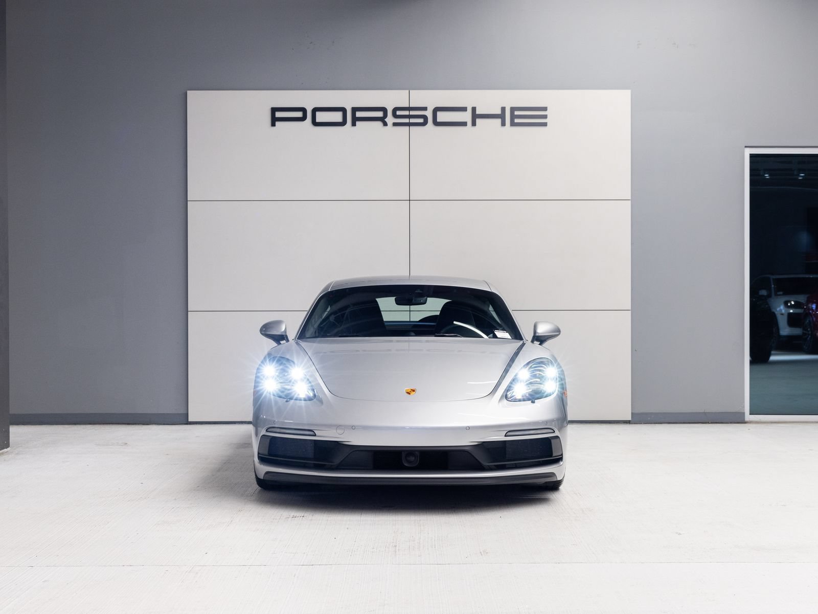 Certified 2022 Porsche 718 Cayman GTS RWD image 10