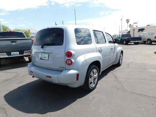Used 2009 Chevrolet HHR LS image 7