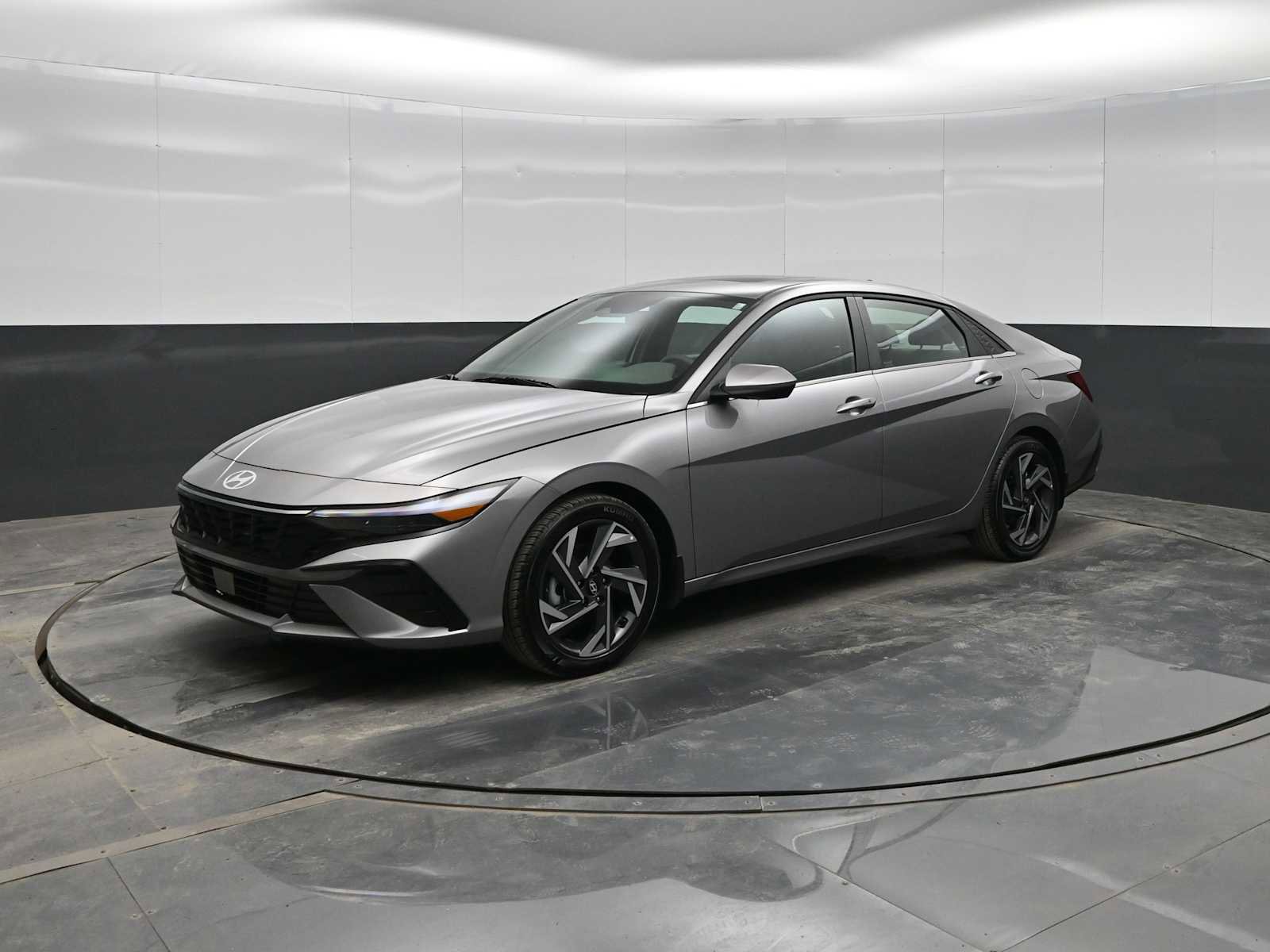 Certified 2025 Hyundai Elantra SEL