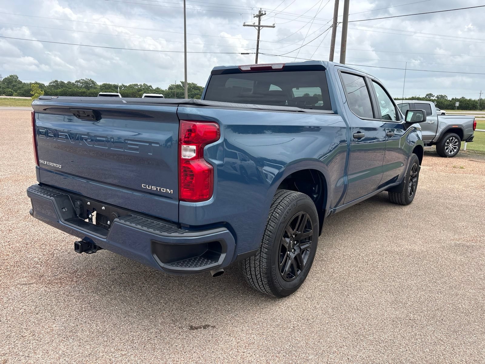 Used 2024 Chevrolet Silverado 1500 Custom RWD image 6