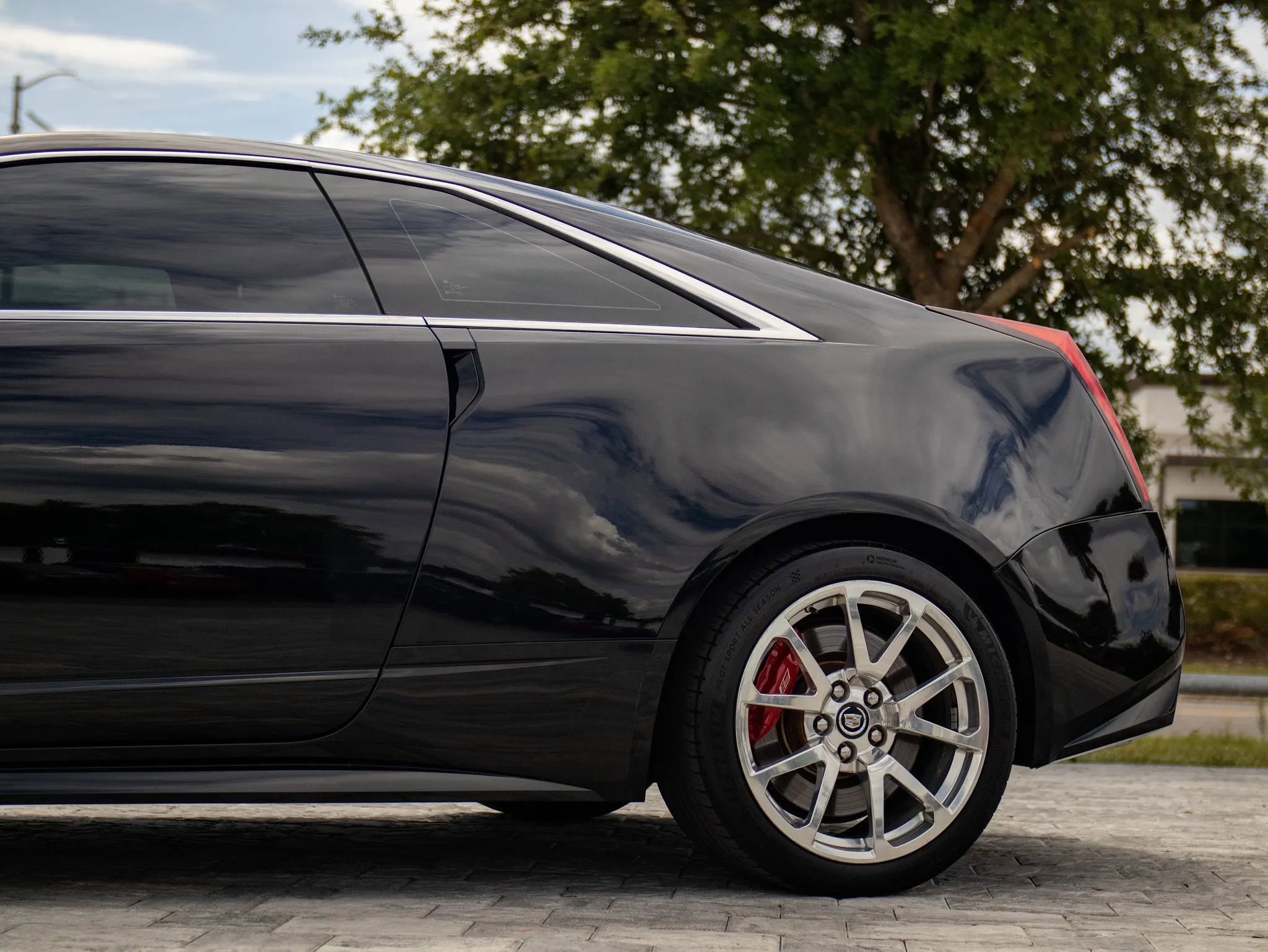 Used 2013 Cadillac CTS V w/ Wood Trim Package RWD image 12