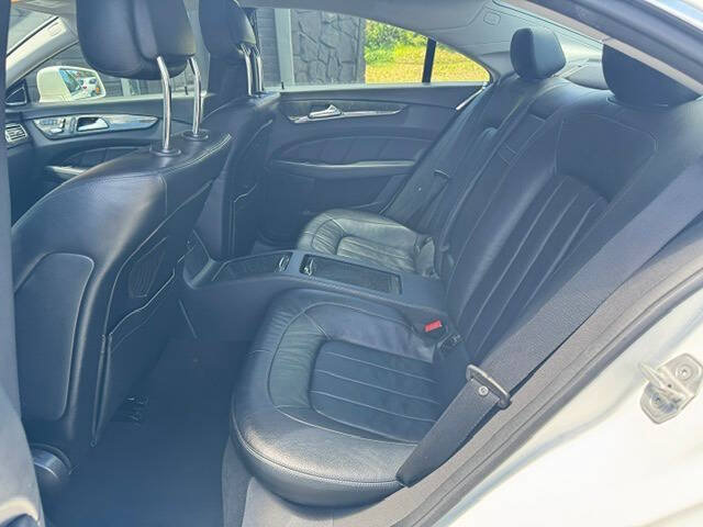 Used 2015 Mercedes-Benz CLS 400 image 12