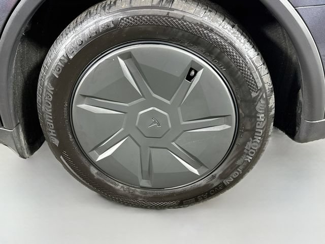 Used 2026 Tesla Model Y AWD image 26