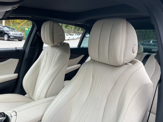 Used 2018 Mercedes-Benz E 400 4MATIC Sedan image 15