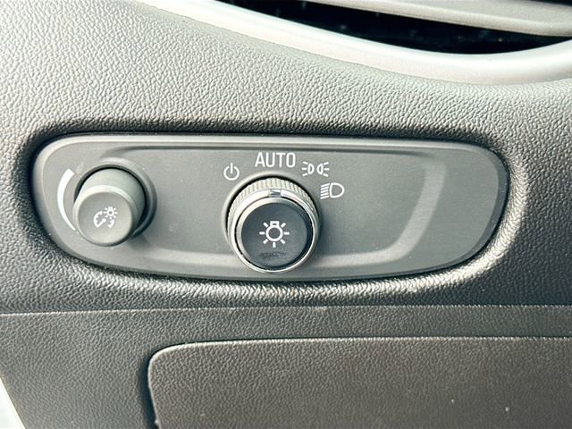 Used 2023 Chevrolet Malibu LT image 10