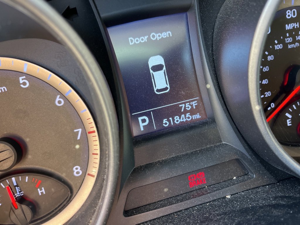 Used 2015 Hyundai Santa Fe Sport w/ Option Group 02 image 6