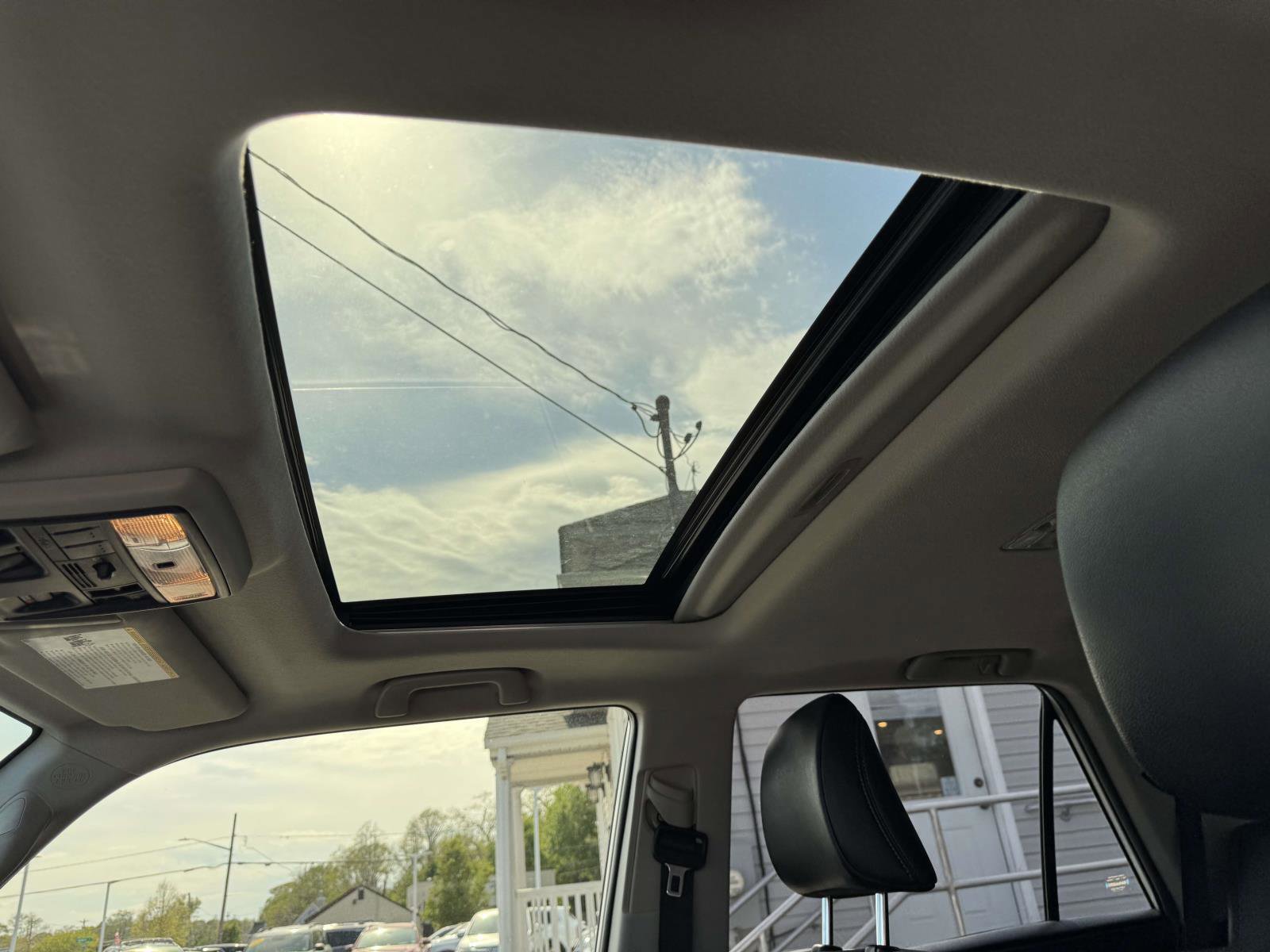 Used 2018 Toyota 4Runner Limited AWD/4WD image 18