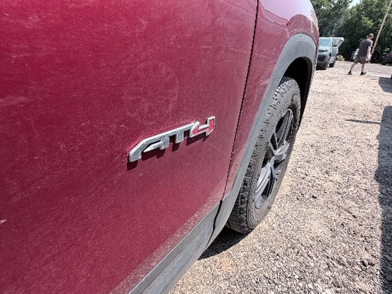 Used 2023 GMC Terrain AT4 AWD/4WD image 4