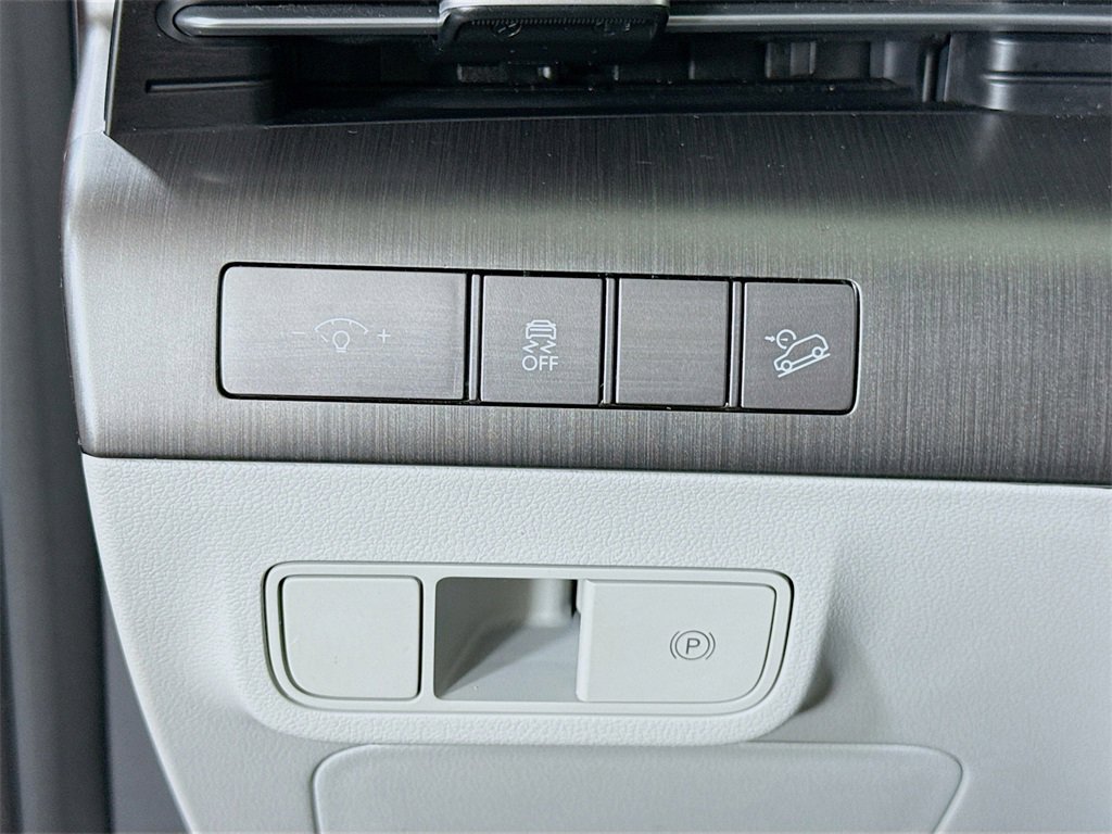 Certified 2024 Hyundai Kona SEL image 19