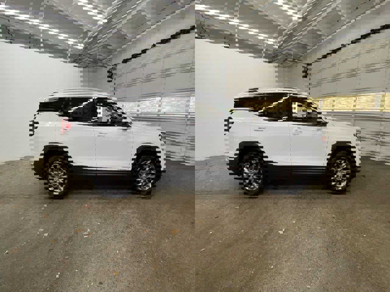 Used 2023 GMC Terrain SLT image 7