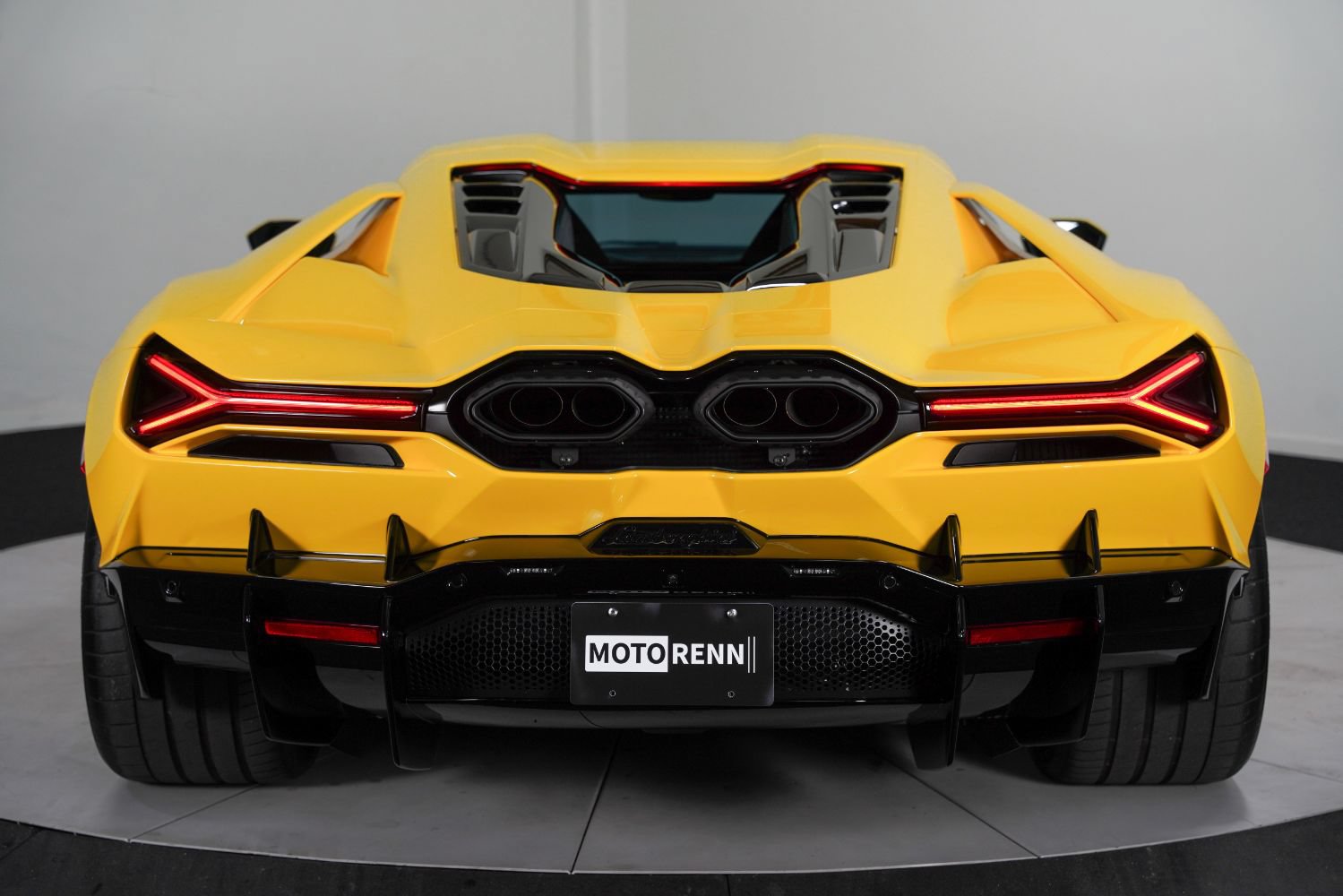 Used 2024 Lamborghini Revuelto AWD/4WD image 9