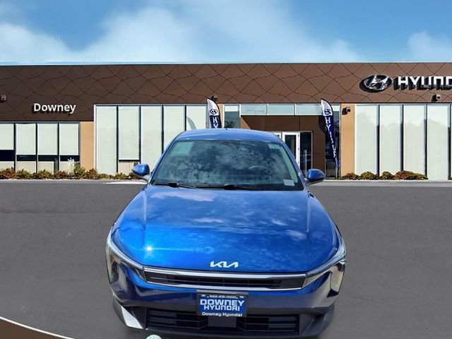 Used 2025 Kia K4 LXS FWD image 2