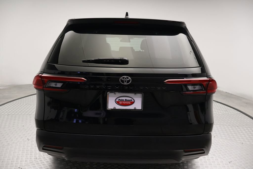 Used 2026 Toyota Grand Highlander FWD image 10