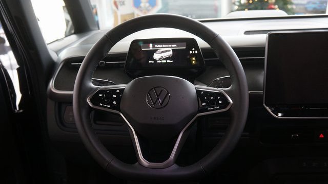 New 2025 Volkswagen ID. Buzz Pro S RWD image 11