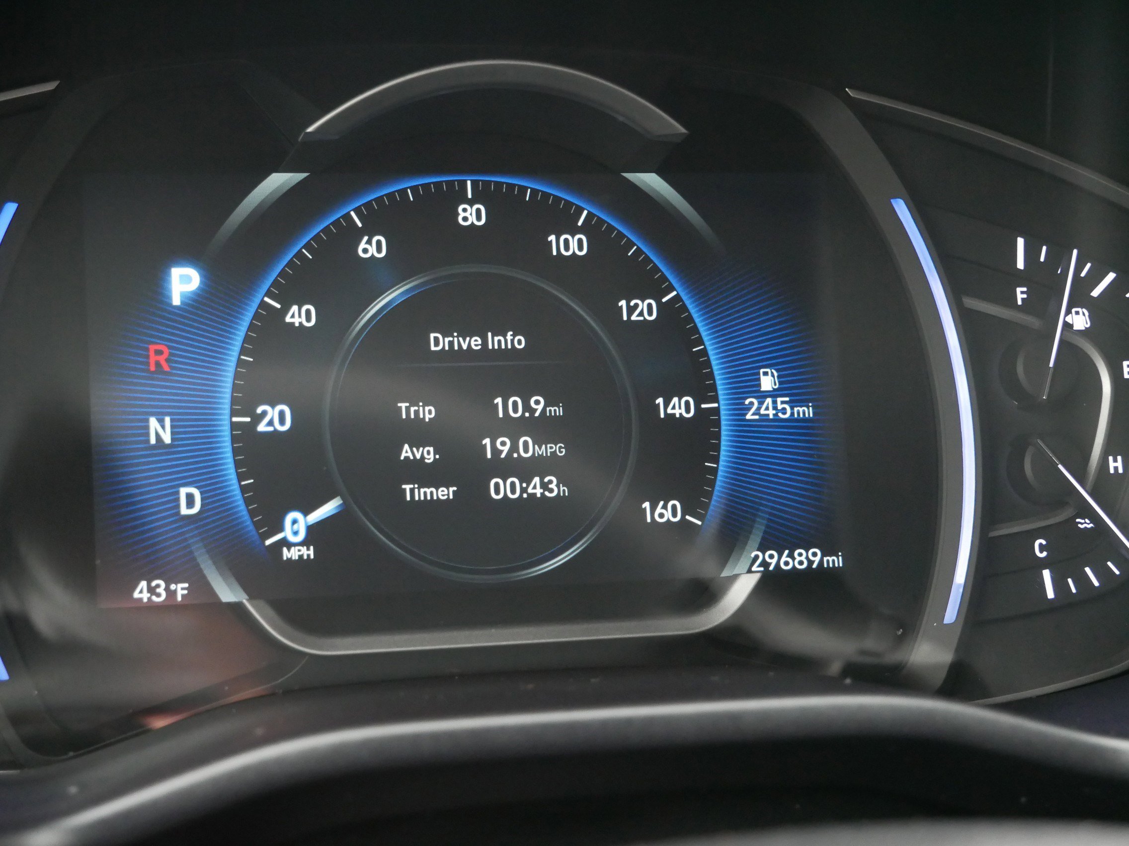 Used 2019 Hyundai Santa Fe SEL AWD/4WD image 30