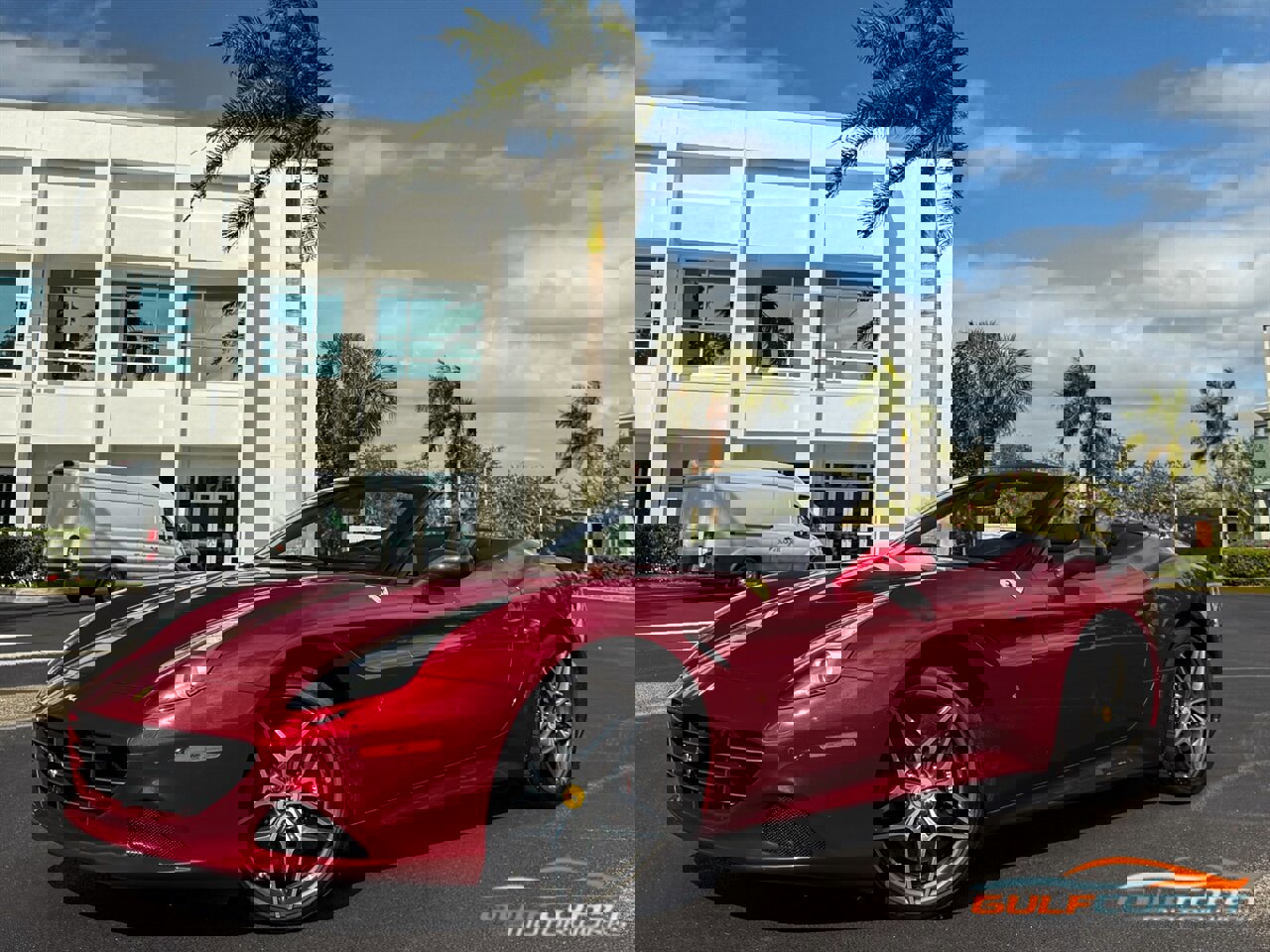 Used 2016 Ferrari California T image 9