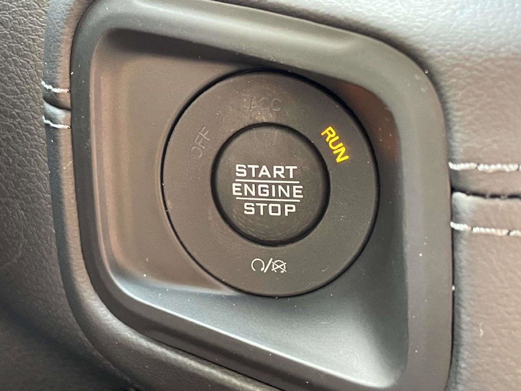 New 2027 Jeep Wrangler Unlimited Rubicon AWD/4WD image 32