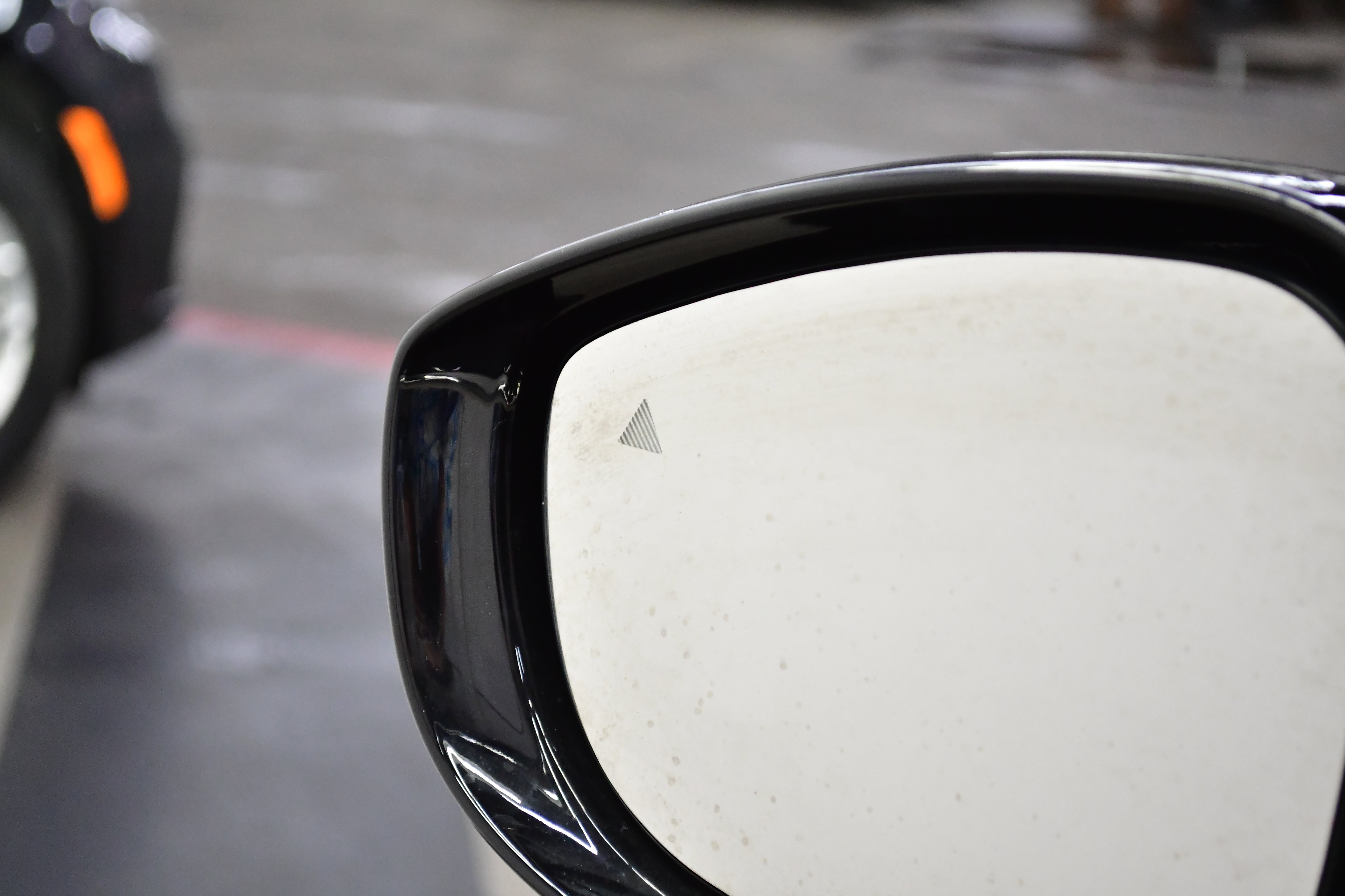 Used 2024 Chrysler Pacifica Touring-L image 33