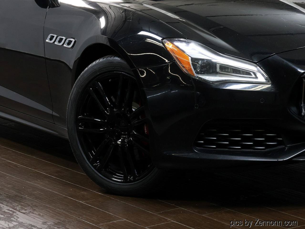 Used 2018 Maserati Quattroporte S Q4 AWD/4WD image 3
