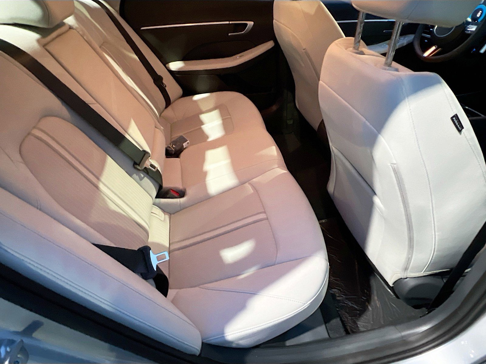 New 2026 Hyundai Sonata SEL FWD image 23