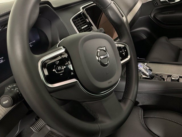 Certified 2024 Volvo XC90 T8 Ultimate w/ Protection Package AWD/4WD image 19