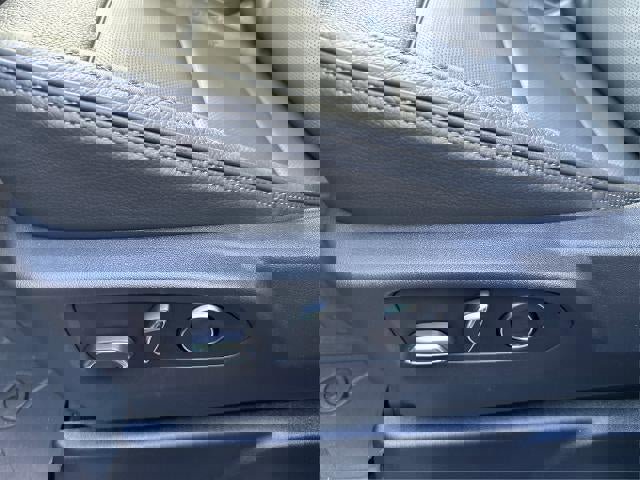 New 2026 GMC Yukon XL Denali w/ Denali Reserve Package image 16