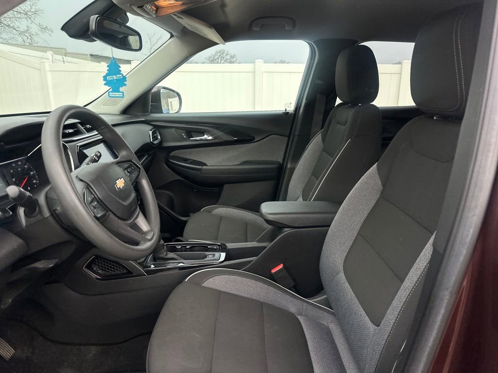 Used 2022 Chevrolet TrailBlazer LT w/ Convenience Package image 7