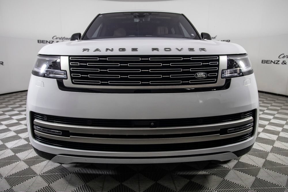 Used 2023 Land Rover Range Rover Long Wheelbase Autobiography AWD/4WD image 5