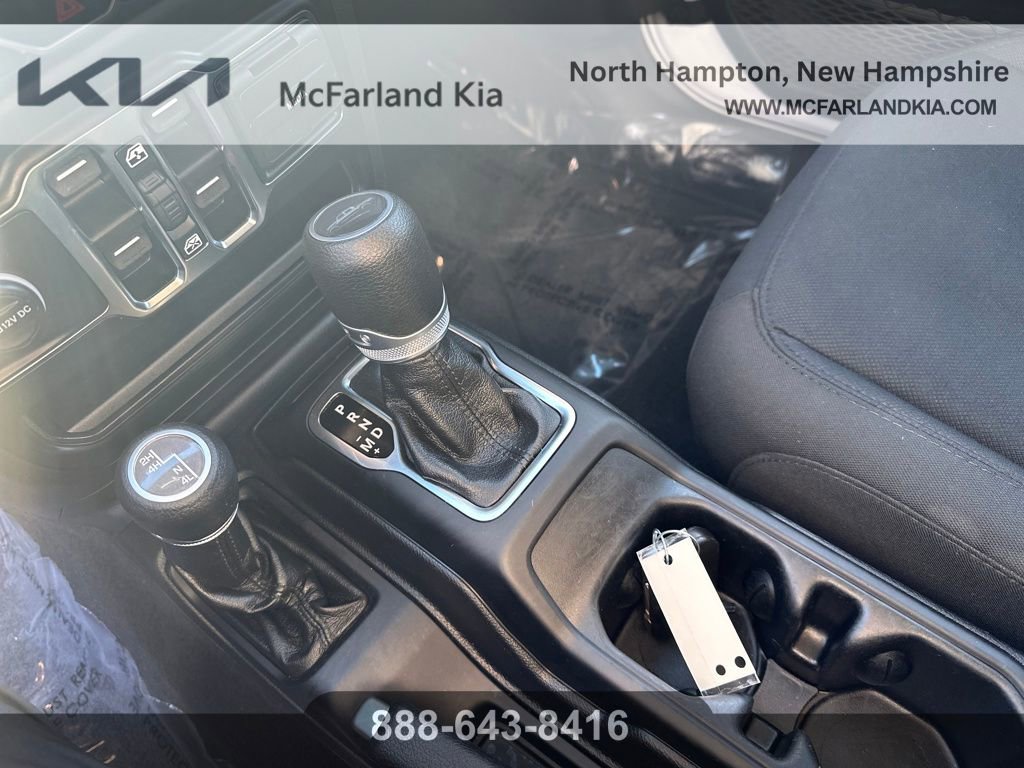 Used 2021 Jeep Gladiator Willys image 25