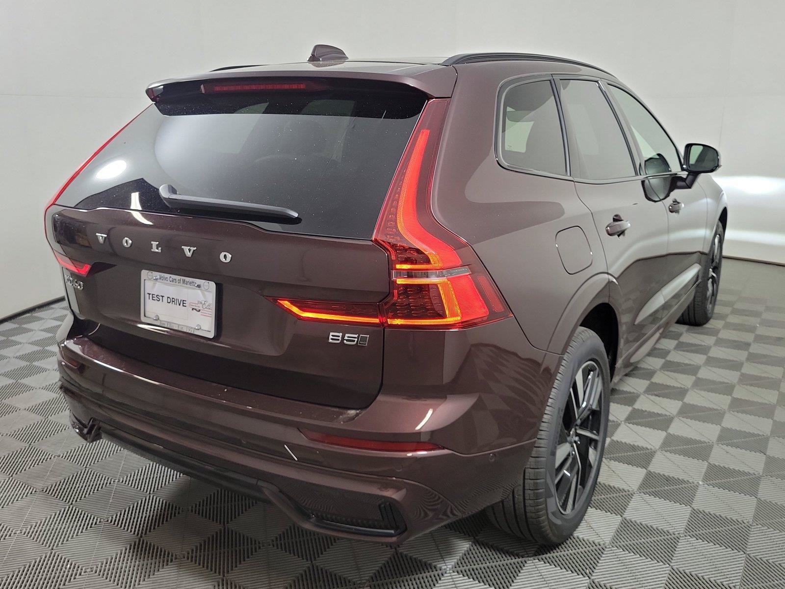 New 2026 Volvo XC60 B5 Plus w/ Climate Package AWD/4WD image 6