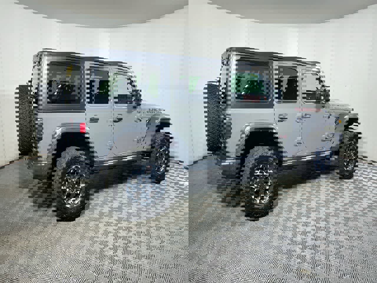 Used 2023 Jeep Wrangler Unlimited Rubicon image 14