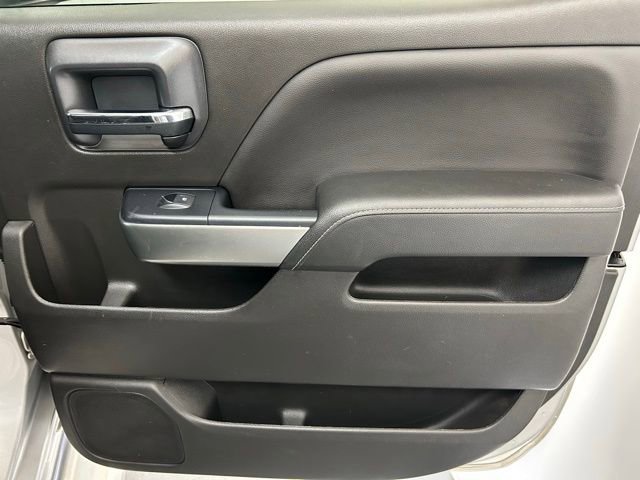 Used 2018 Chevrolet Silverado 1500 LT w/ All Star Edition AWD/4WD image 30