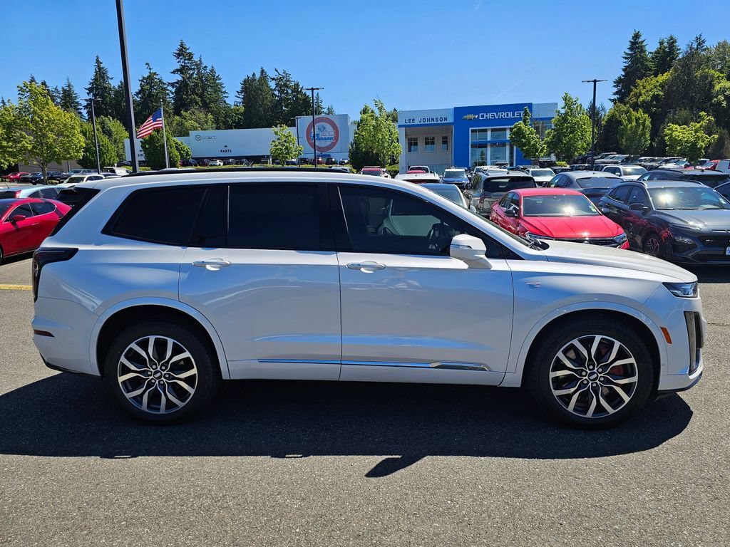 Used 2022 Cadillac XT6 Sport AWD/4WD image 4