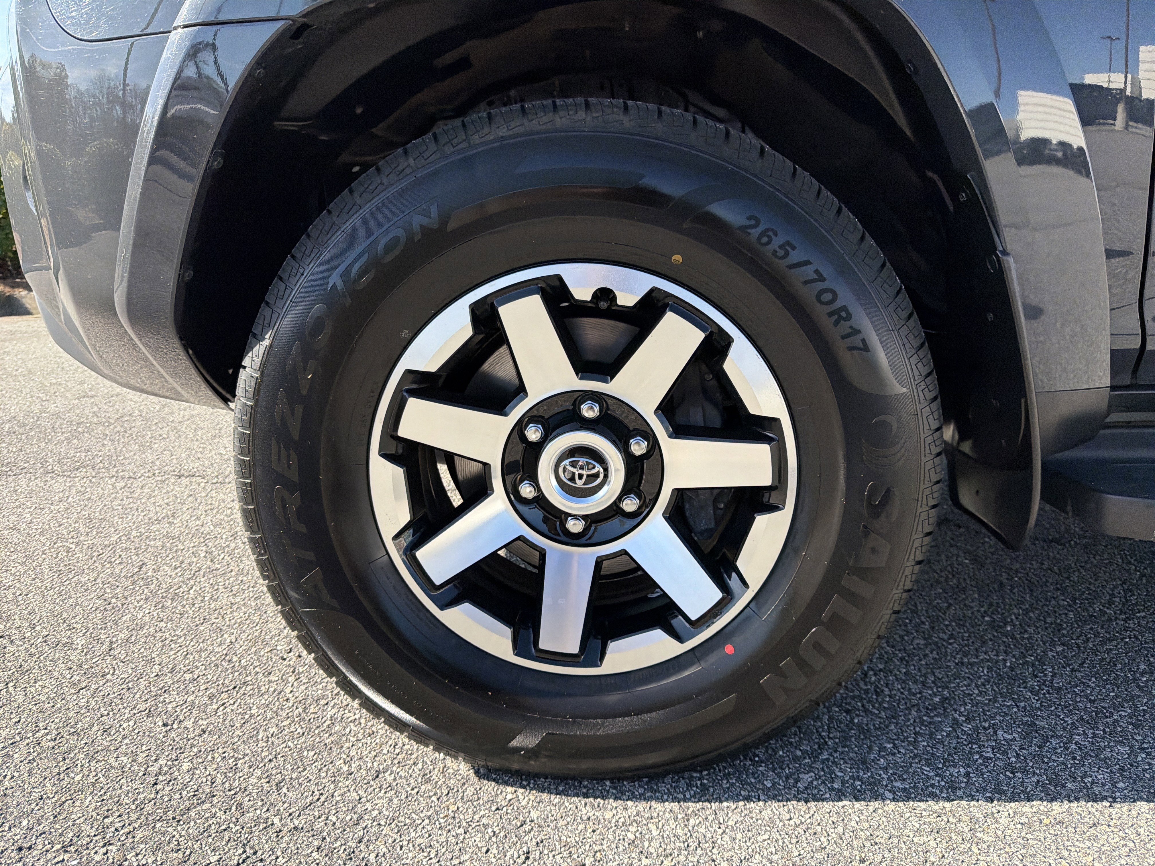 Certified 2024 Toyota 4Runner TRD Off-Road Premium image 22