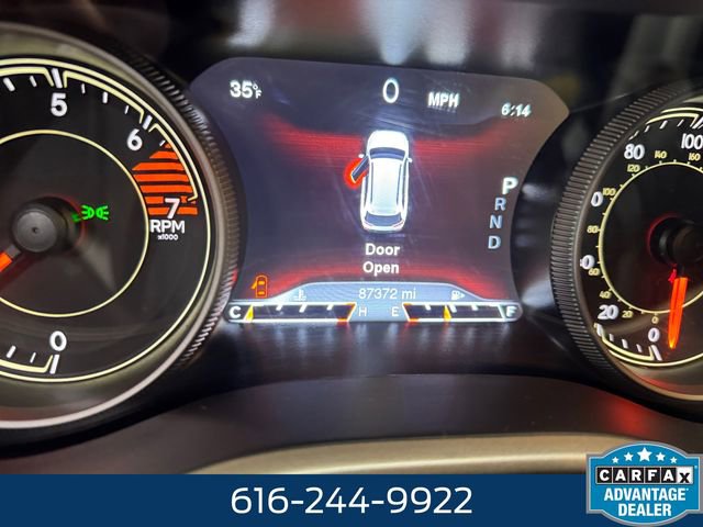 Used 2018 Jeep Cherokee Limited image 2