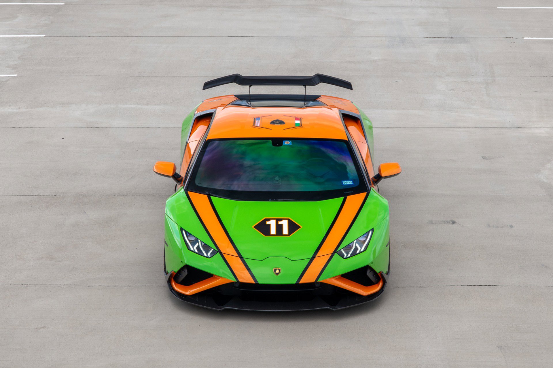Used 2021 Lamborghini Huracan EVO image 4