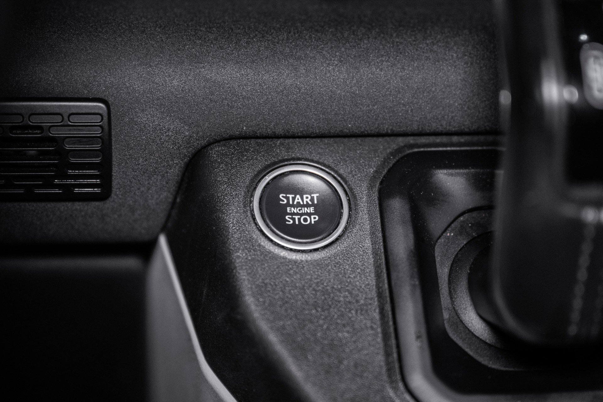 Used 2022 Land Rover Defender 110 X-Dynamic SE image 50