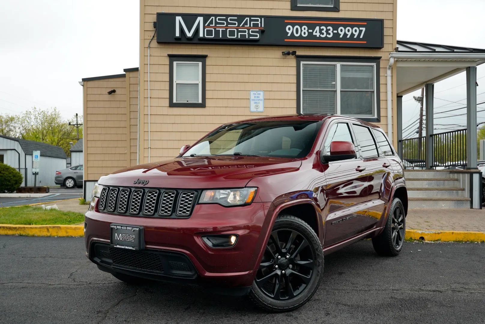 Used 2019 Jeep Grand Cherokee Altitude