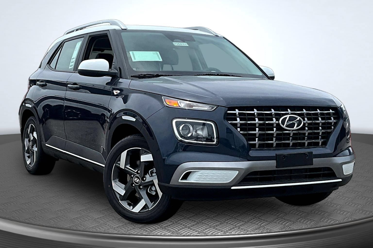 New 2026 Hyundai Venue SEL FWD image 3