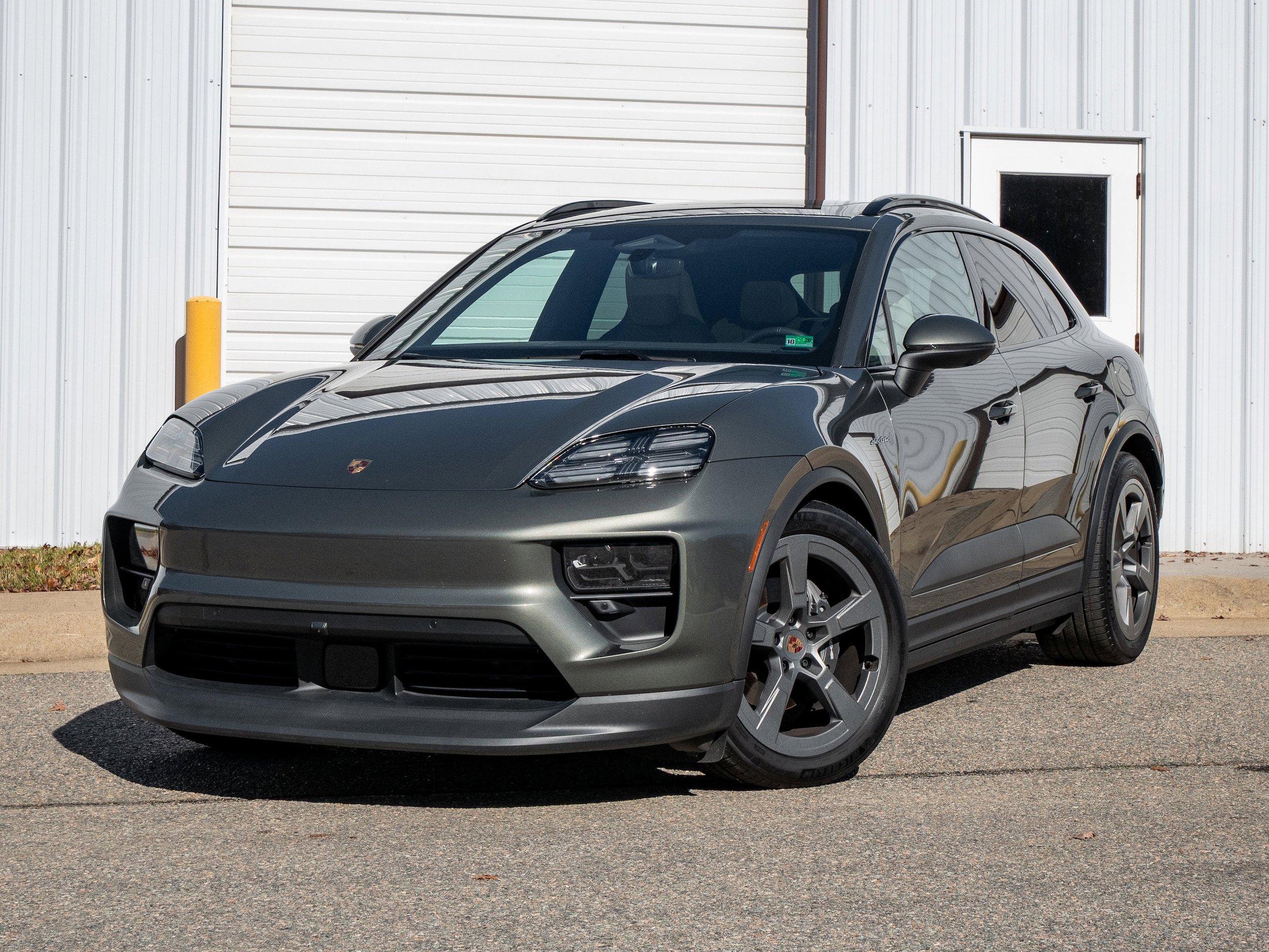 Certified 2025 Porsche Macan Electric