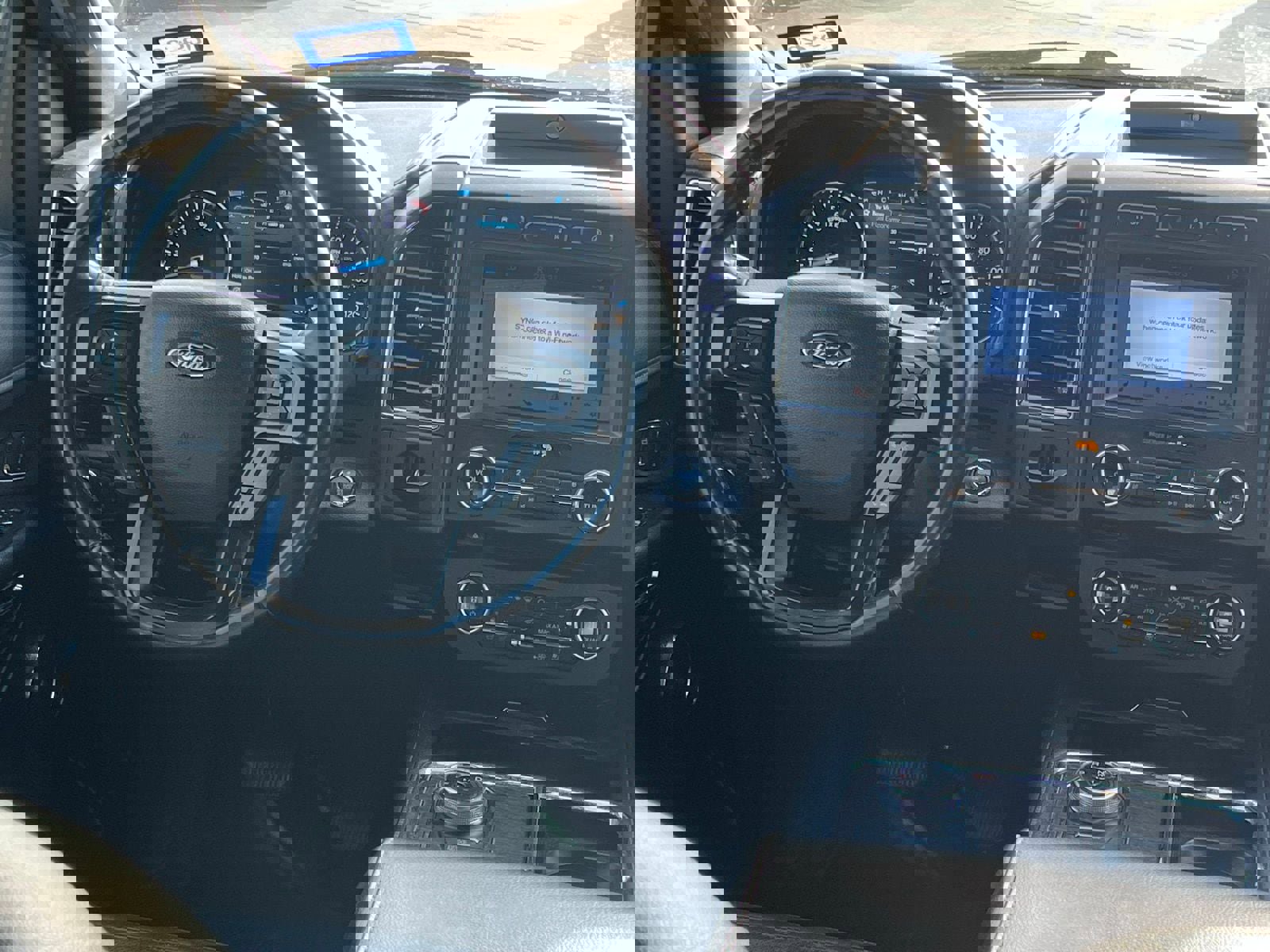 Used 2018 Ford Expedition Limited w/ Equipment Group 301A image 22