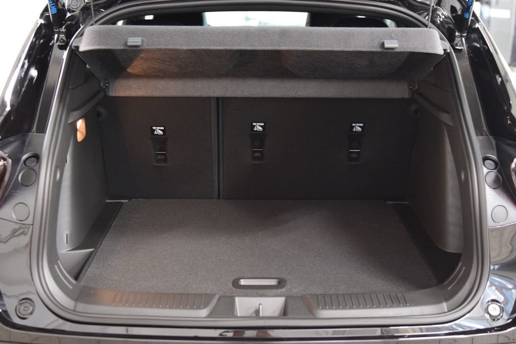 New 2026 Chevrolet Trax RS w/ Driver Confidence Package FWD image 24