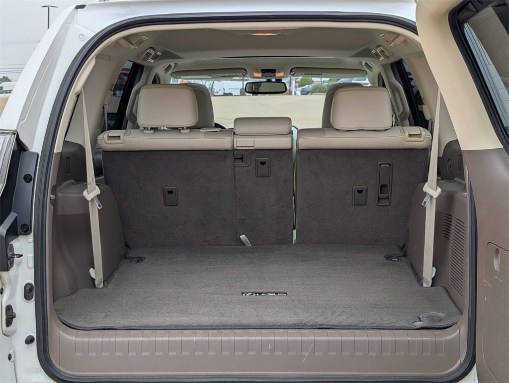 Used 2014 Lexus GX 460 image 34