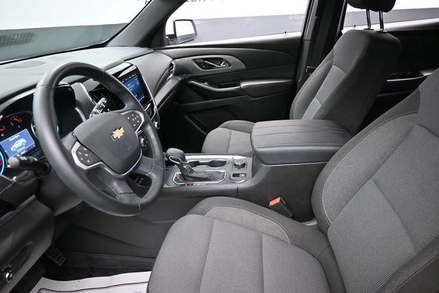 Used 2023 Chevrolet Traverse LT FWD image 16