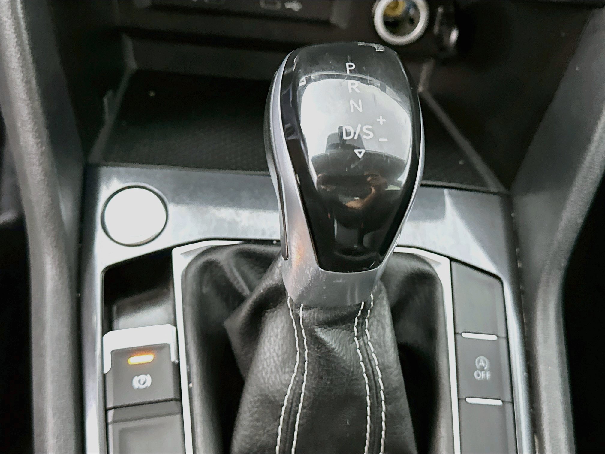 Used 2023 Volkswagen Tiguan S FWD image 23