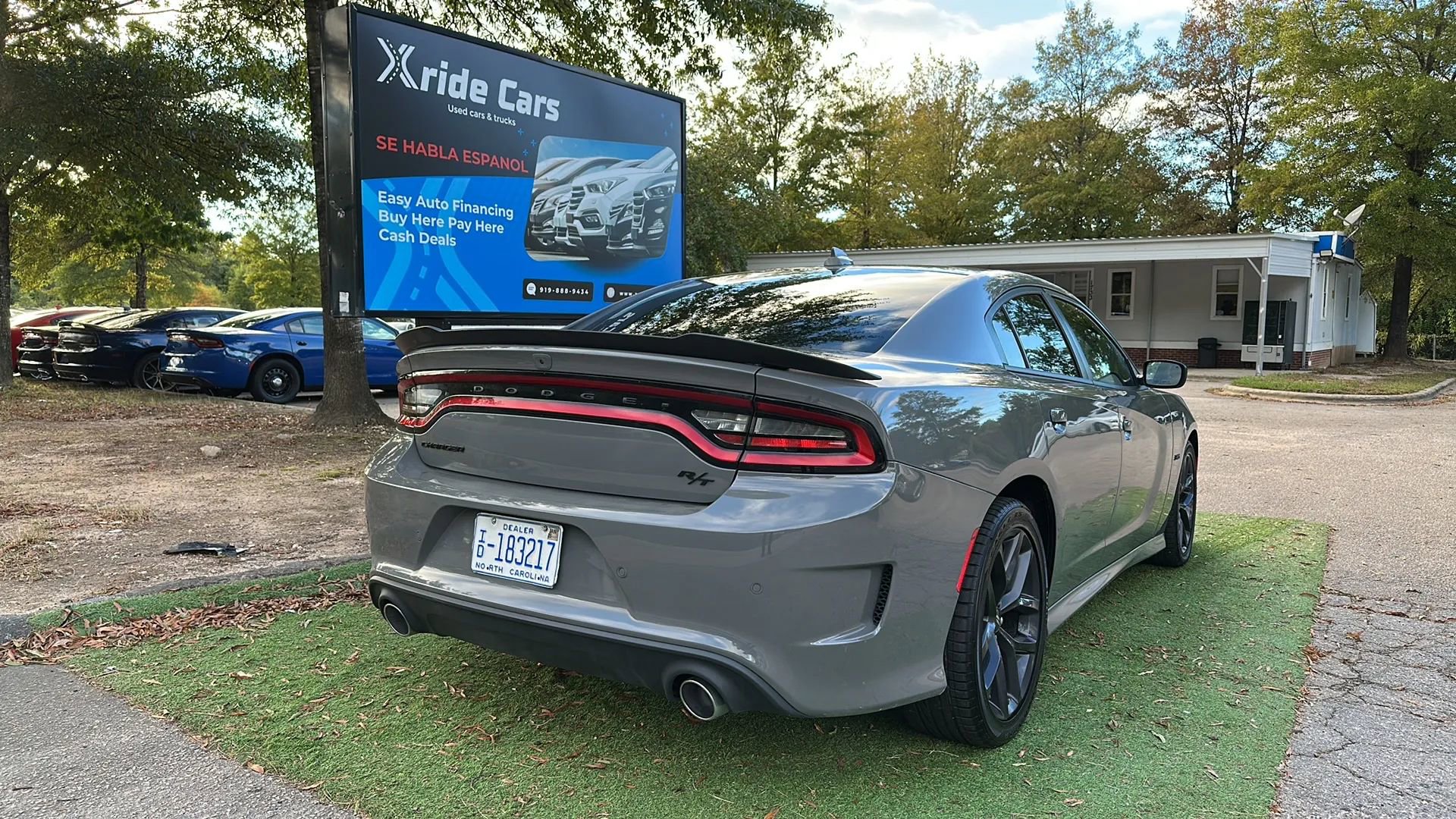 Used 2023 Dodge Charger R/T w/ Blacktop Package image 10
